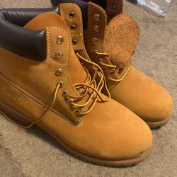 Timberlands Size 13