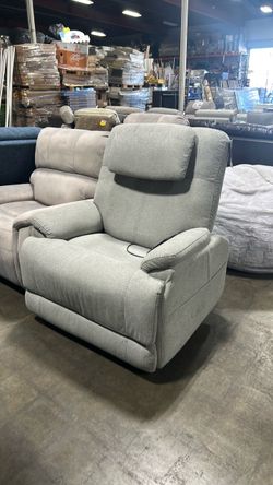Flaxsteel lift & sleeper chair