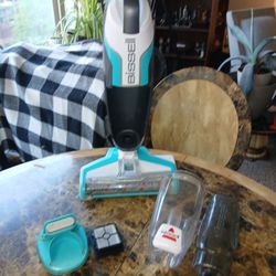 BISSELL CrossWave All-in-One Multi-Surface Wet Dry Vac 2211W Brand New

Elevate your home cleaning routine with the BISSELL CrossWave All-in-One Multi