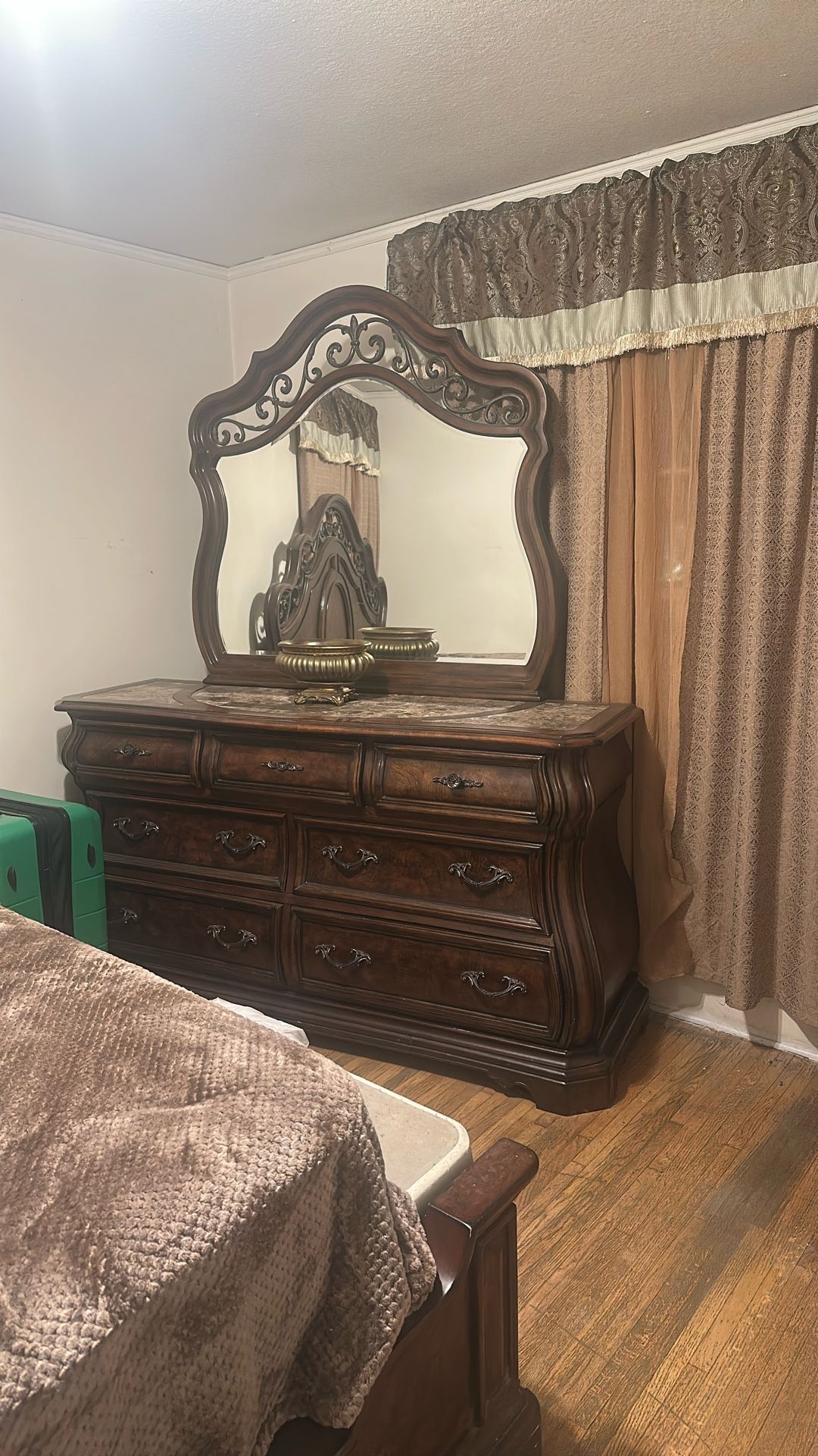 Bedroom Set Used
