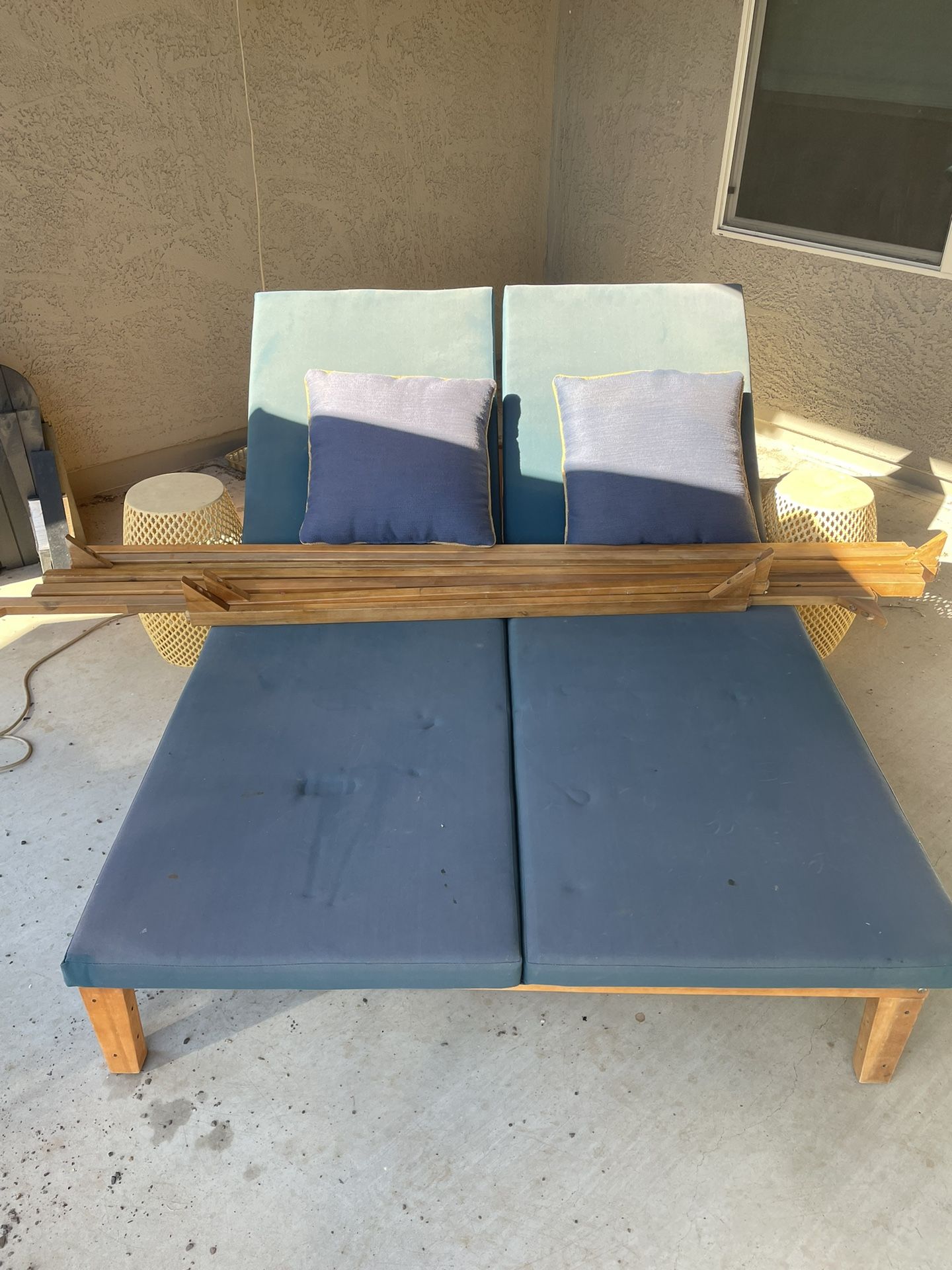 Kinzie Outdoor 2 Seat Adjustable Acacia Daybed for Sale in Phoenix, AZ