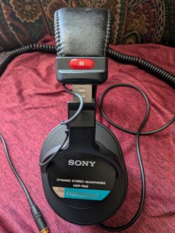 Sony MDR7506 Professional Large Diaphragm Headphone