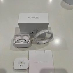 AirPod Pros 2nd Gen Wireless Charging (USB C)