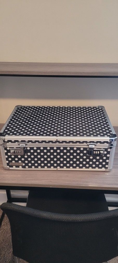 Combination Lock Safe