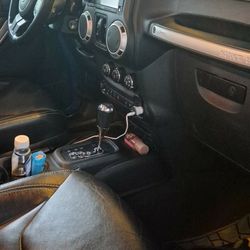 Jeep Sahara 2015 Blue