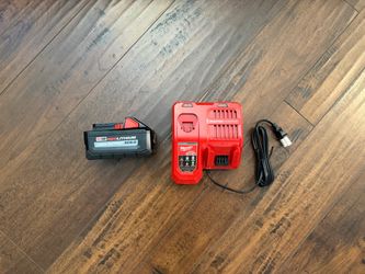 New 8Ah Milwaukee Battery Kit