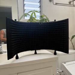 Stage Right Sound Blocker