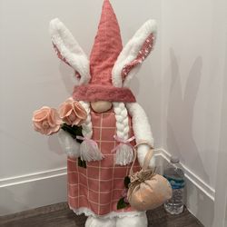 Easter Standing Gnome “Girl” Greeter Decor