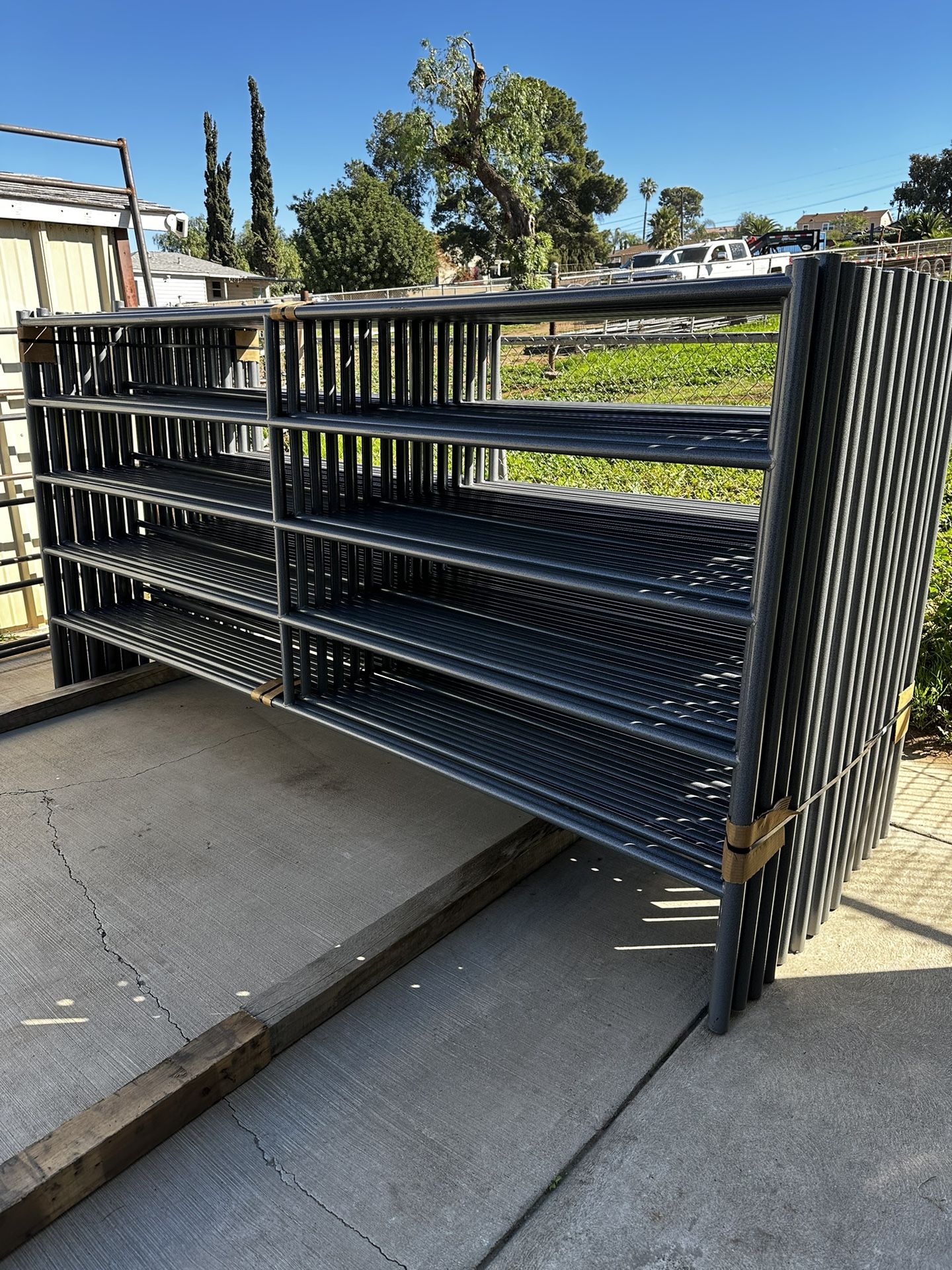 10ft Pipe Corral Horse Panels Fence