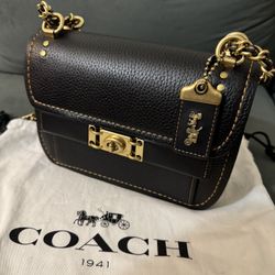 New Coach Crossbody Purse 