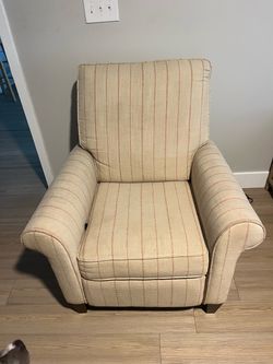 Recliner chair