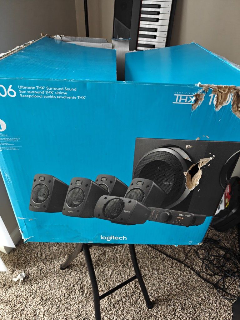 Z906 Logitech THC Home Surround System 