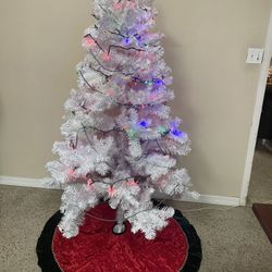 6.5 Ft White Christmas Tree, LED string lights, tree skirt 🚚 extra Árbol de Navidad con luces LED