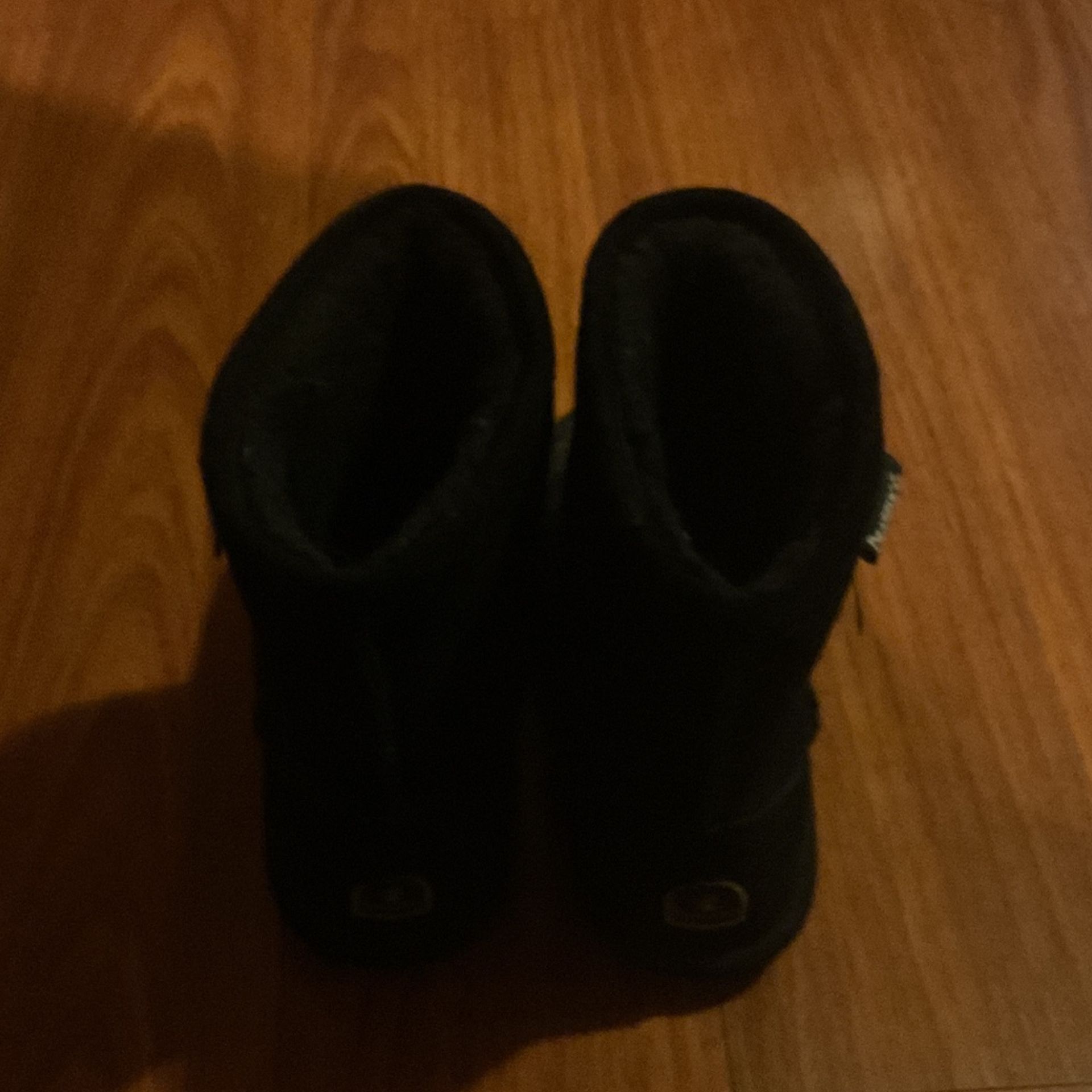 Bearpaw Comfort Boots Size 6Y