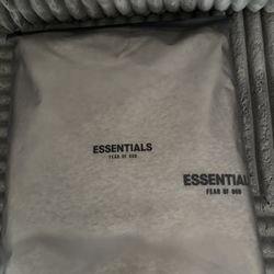 Essentials Fear Of God LARGE 