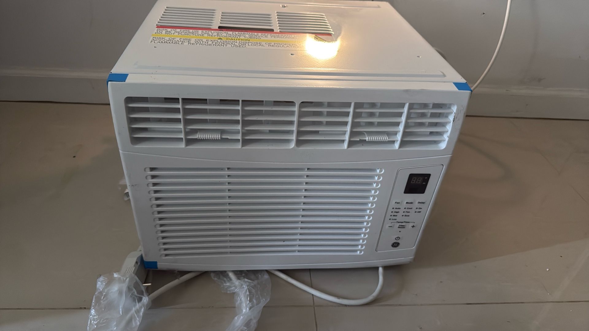 small GE Ac Window Unit