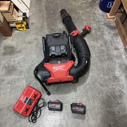 Milwaukee Battery Powered Blower 