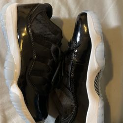 Jordan 11 - Space Jams Size 8.5 Men