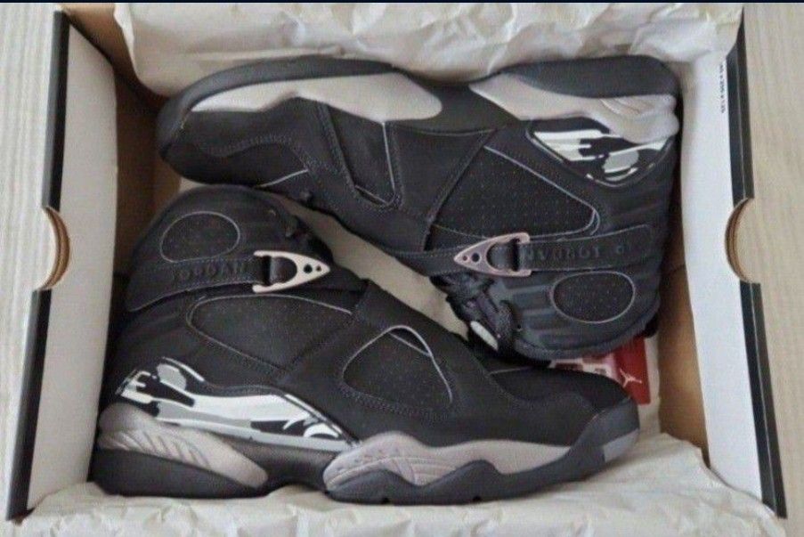 Retro Jordan Chrome 8s