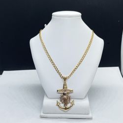 14k solid gold Cubana Diamond cut chain and anchor with Crusifix cross , necklance gold pendant