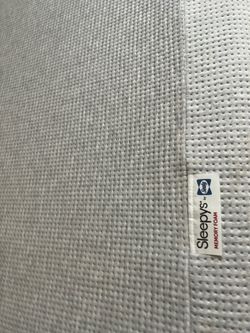 Free Twin  XL  Sealy Sleepys Memory foam Mattress