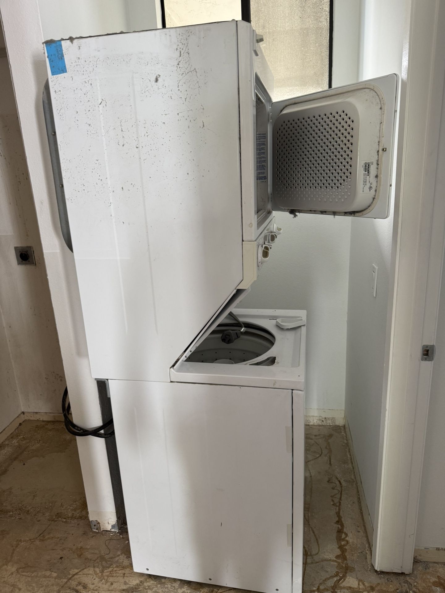 Double Washer and Dryer