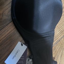 New Calvin Klein Bra Size 34DD $25