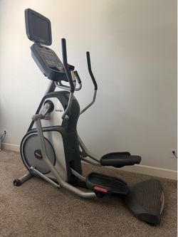 Star Trac E-Series TBT (Total Body Trainer) elliptical, model 9-6040-MINTP0