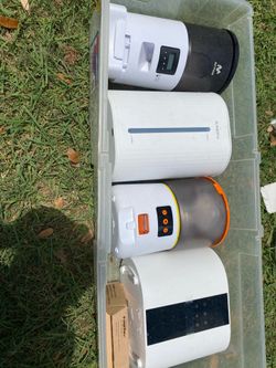 Dog Feeders & Humidifiers