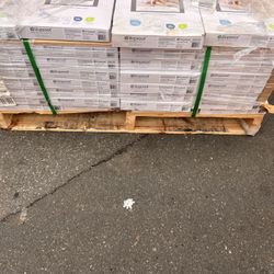 Lifeproof Alpine Backwoods Oak 6 MM X Multi Width X 48 In. L Click Lock Waterproof Luxury Vinyl Plank Flooring (19.5 Sqft/case) 32 Cases $35 Each Case