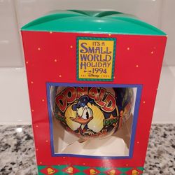 Disney Donald Duck Glass Ball Christmas Ornament- Released In 1994