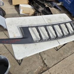 Jeep Grand Cherokee Grille Oem