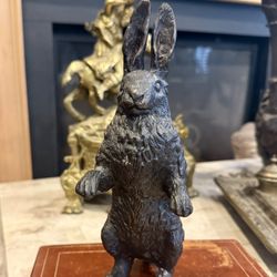 ANTIQUE 9” SOLID BRONZE STANDING HARE RABBIT FINE OLD ANIMALIER SCULPTURE STATUE