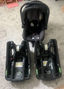 Infant Car Seat Whit 2 Rapid Lock Bases