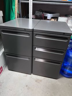 Pair of Filing cabinets