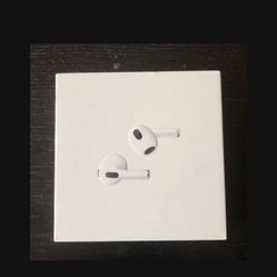 Apple EarPods W/lightning Charging Case Gen 3 BRAND NEW! 