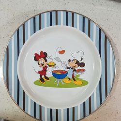 7 New Disney Mickey Mouse And Minnie Mouse Plates