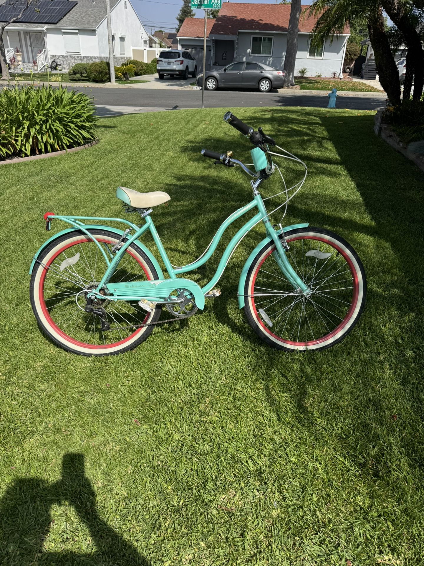 Beach cruiser 26” Schwinn