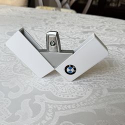 Valentine’s Day! BMW-branded USB flash drive/keychain, designed to resemble a BMW key fob. These flash drives are collectible items for BMW enthusiast