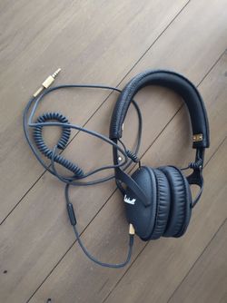 Marshall Monitor Wired Over-Ear Headphones with Studio Sound & Mic