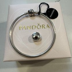 PANDORA  Ball Clasp Bangle Bracelet and a Emoji Charm. New With Tag