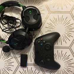 Xbox One New Gen Controller With Turtle Beach Mic And Xbox Rechargeable Battery