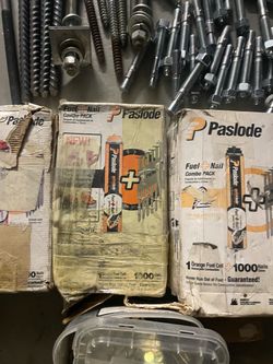 Paslode Fuel + Nail Combo Pack containing one orange fuel cell and 1,000 collated framing nails