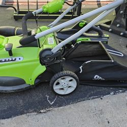 Greenworks Adjustable Blade Electric Mower