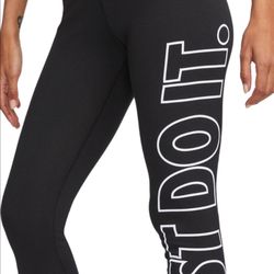 nike leggings size medium