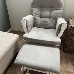 Glider & Ottoman.