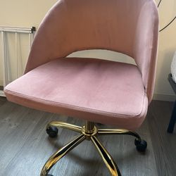 Pink desk chair