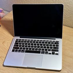 MacBook Pro Retina Display 13.3” w/ Intel Iris Graphics 5100