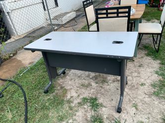 Offis rteybol eery good condicsen 40$