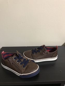 Toddler shoes size 8